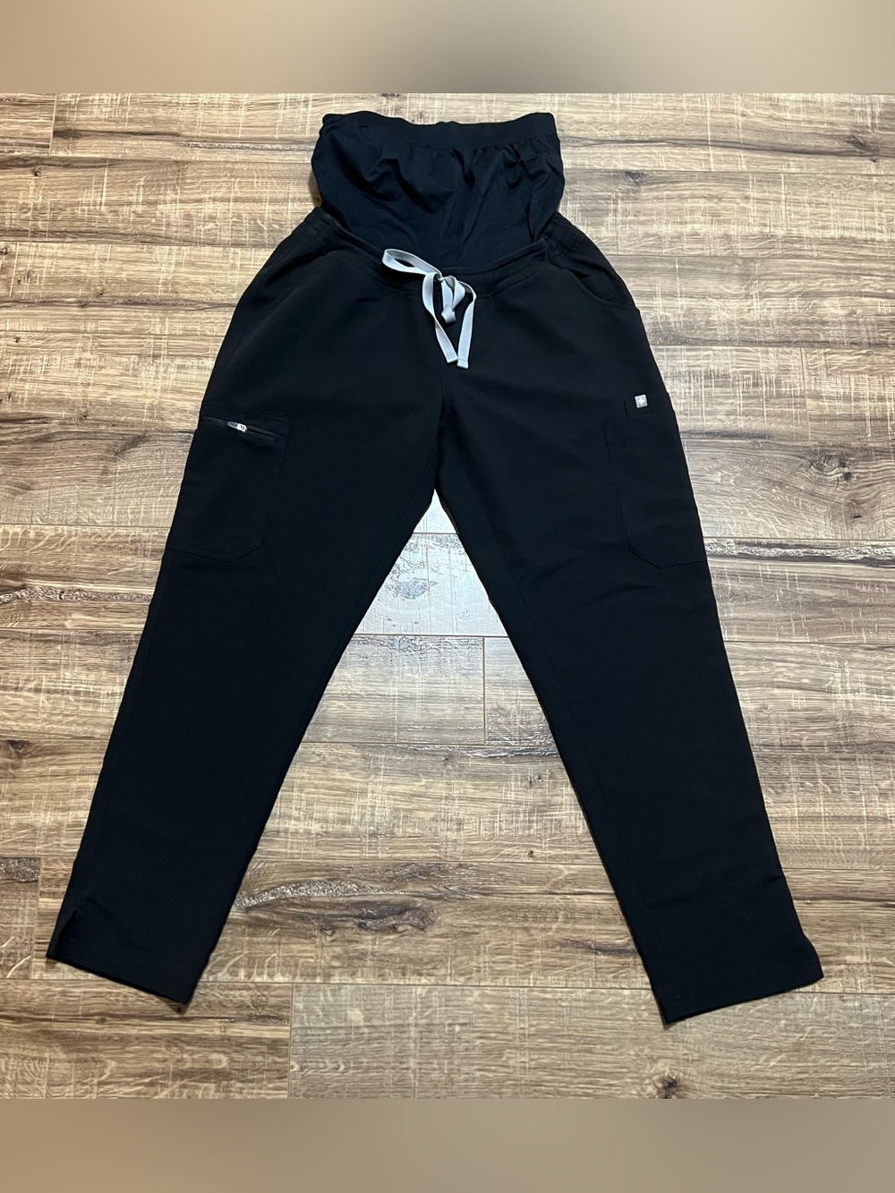 Figs Maternity Yola Scrub Pants Black Medium